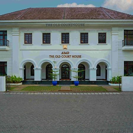 The Old Court House By Abad Hotell Fort Kochi Eksteriør bilde