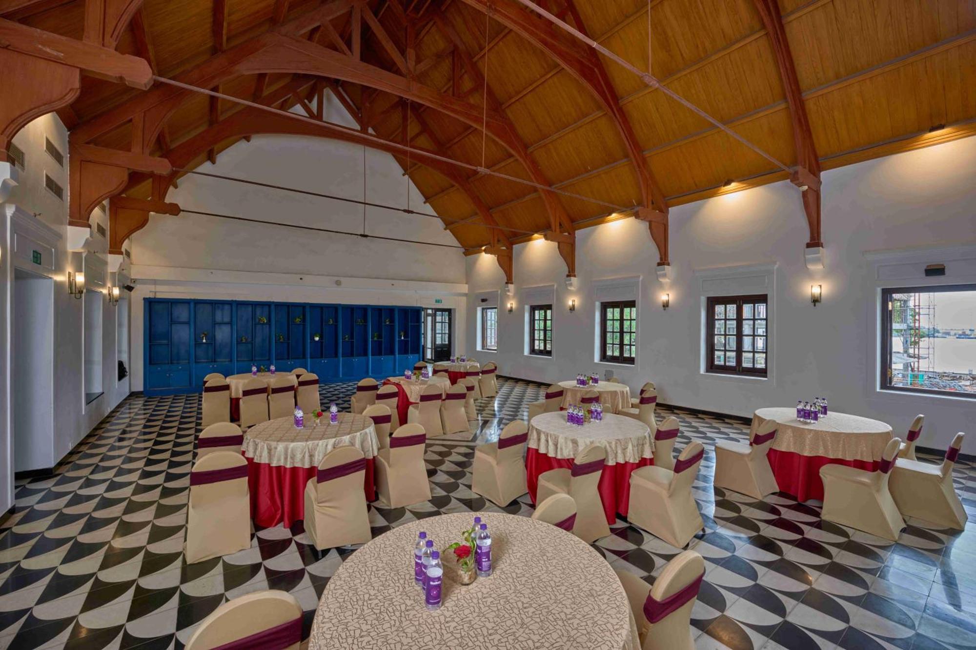 The Old Court House By Abad Hotell Fort Kochi Eksteriør bilde