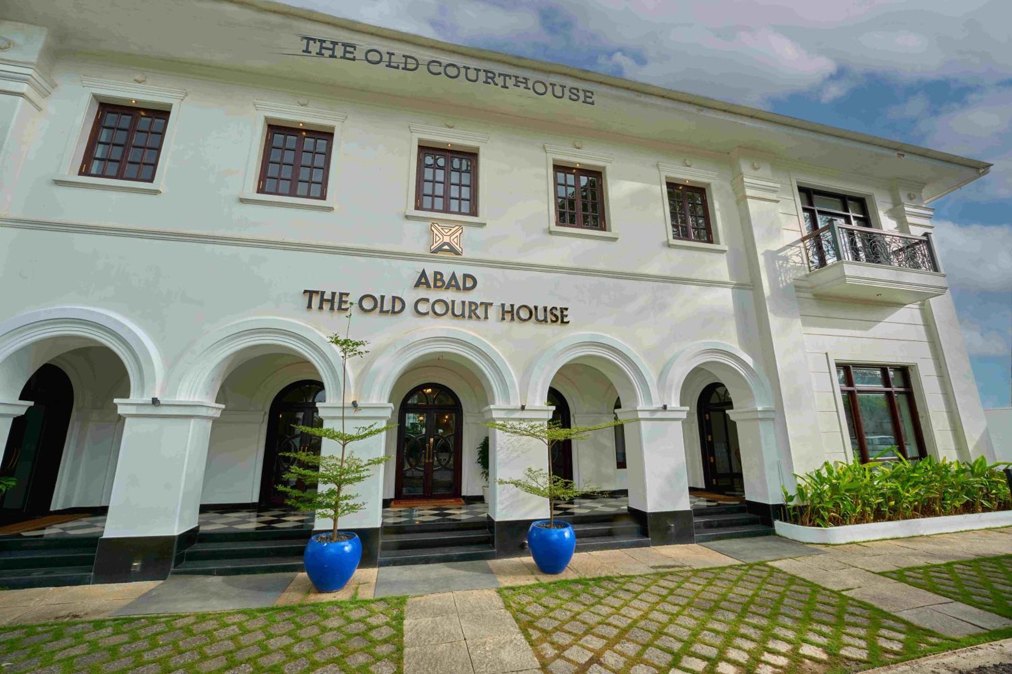 The Old Court House By Abad Hotell Fort Kochi Eksteriør bilde