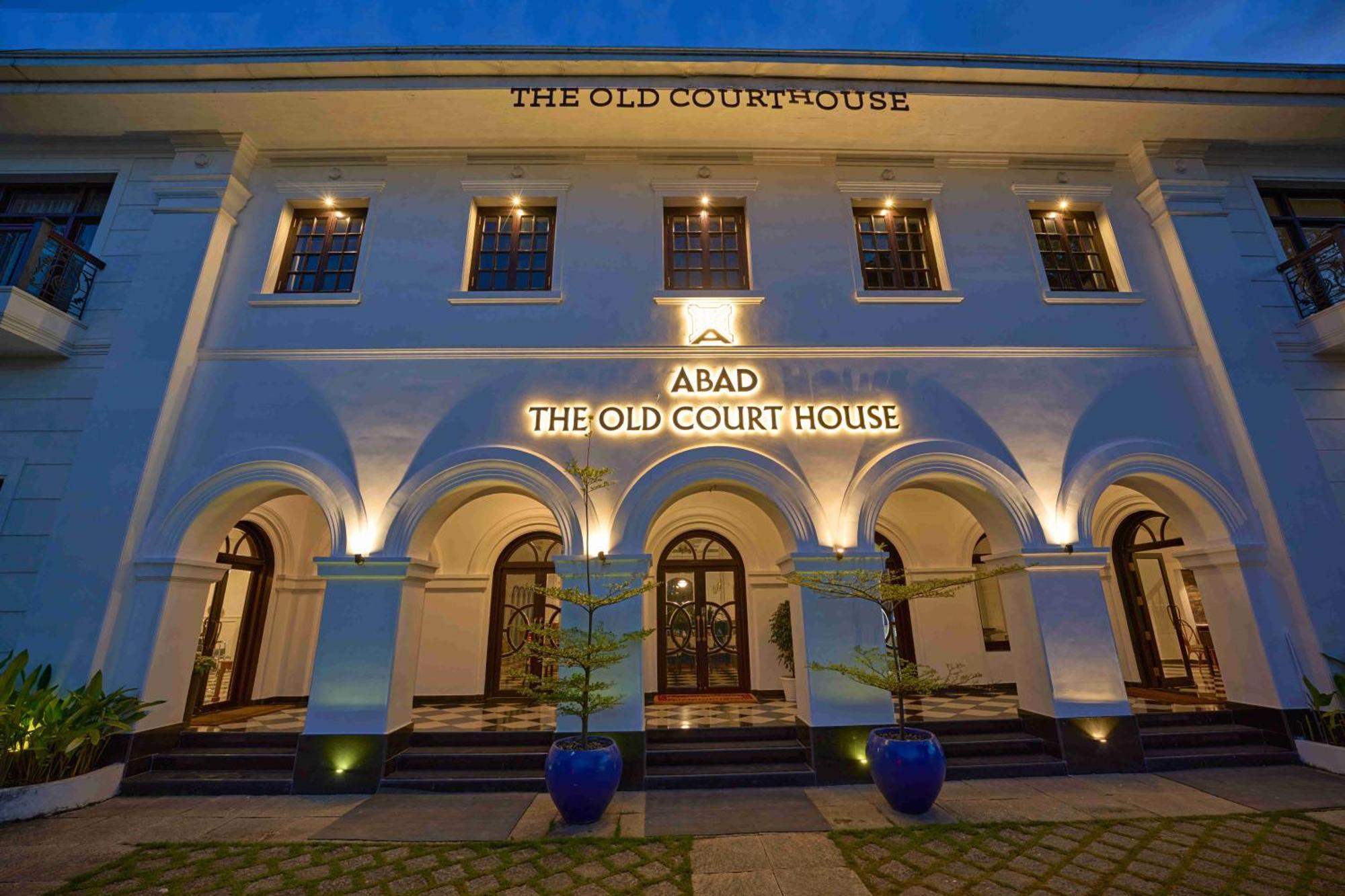 The Old Court House By Abad Hotell Fort Kochi Eksteriør bilde