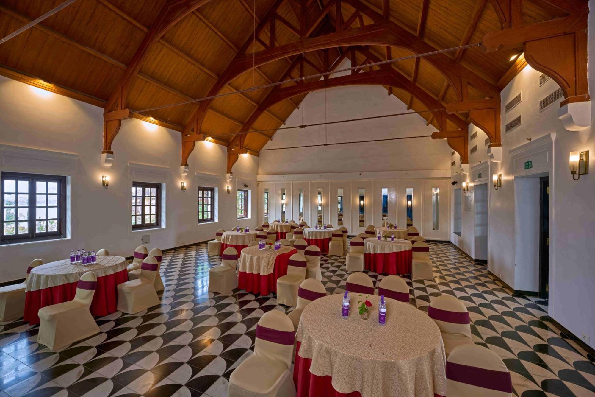 The Old Court House By Abad Hotell Fort Kochi Eksteriør bilde
